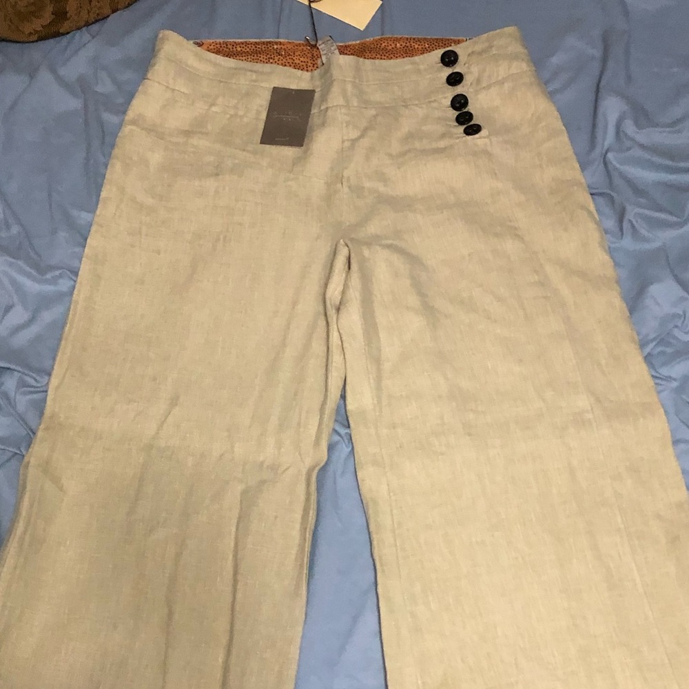 Wide leg trousers